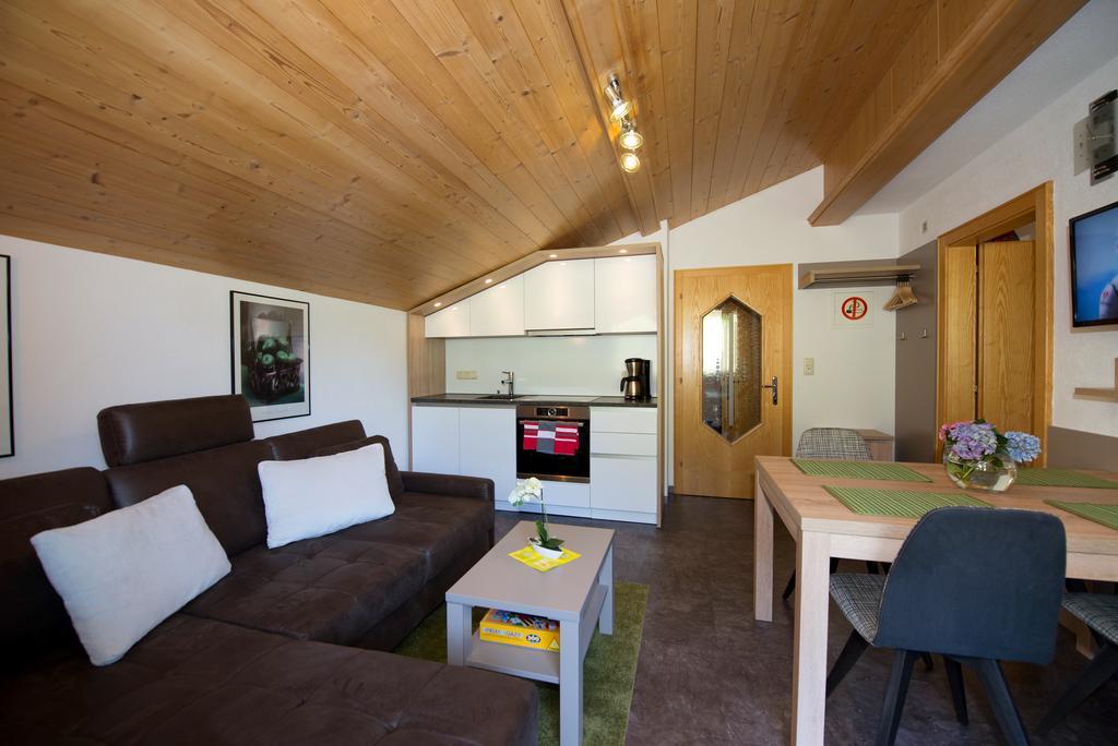Appartements Schneezauber Lermoos Rom bilde