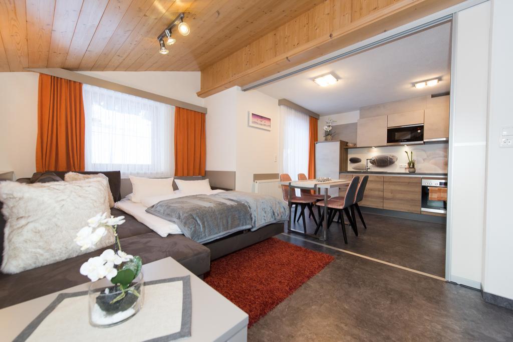 Appartements Schneezauber Lermoos Rom bilde