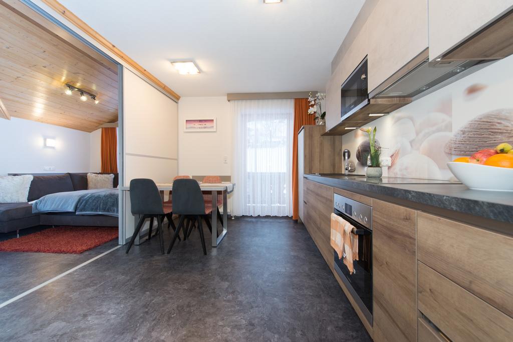 Appartements Schneezauber Lermoos Rom bilde