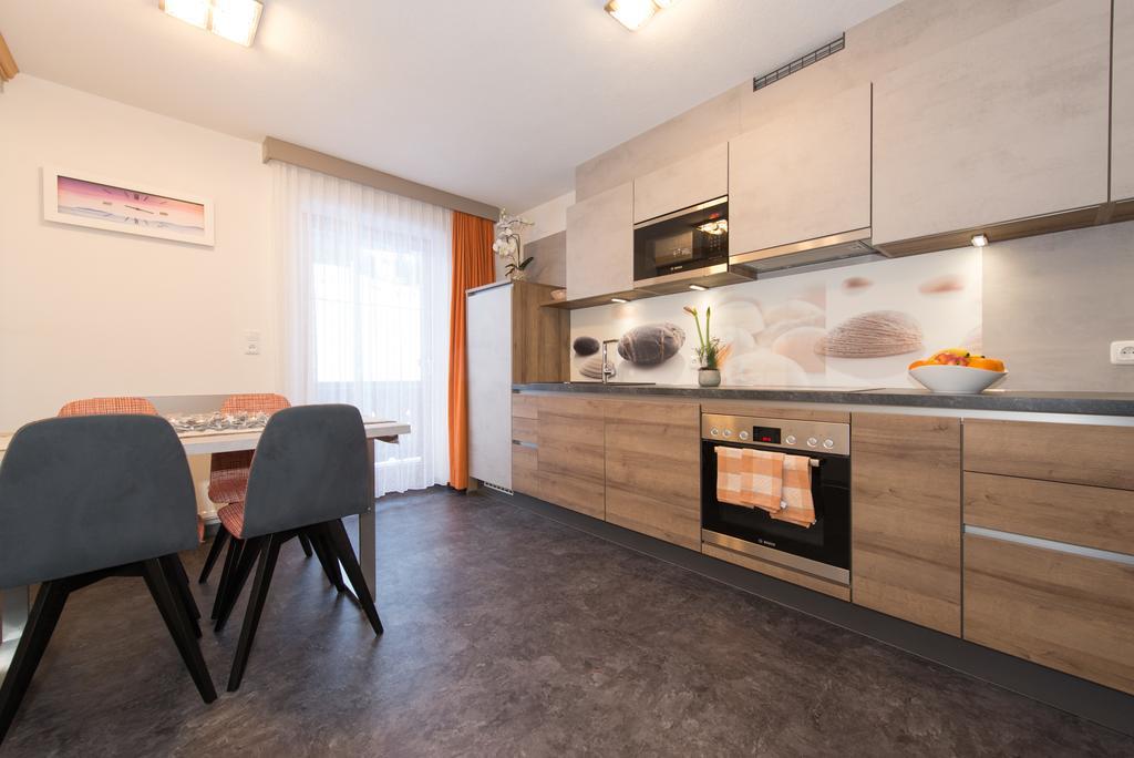 Appartements Schneezauber Lermoos Rom bilde