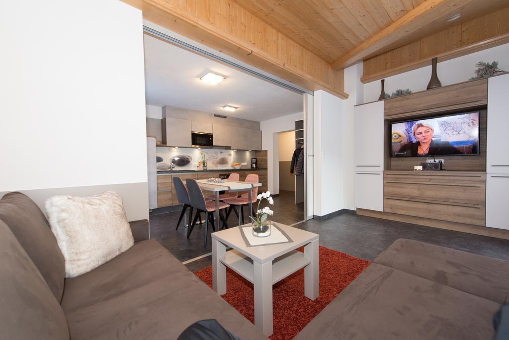 Appartements Schneezauber Lermoos Rom bilde